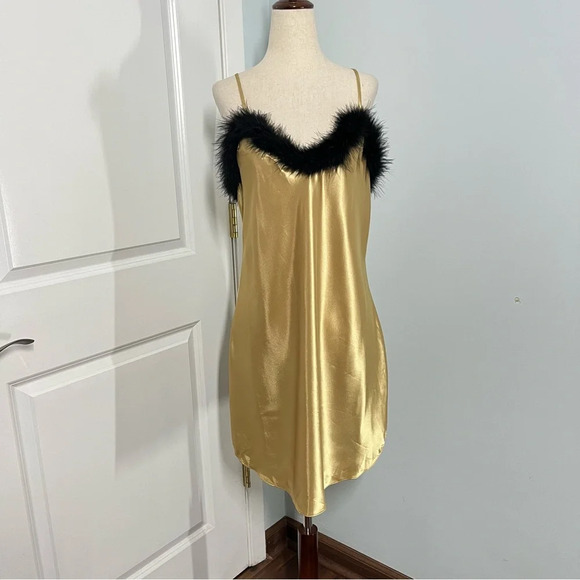 cliché Other - Cliché Vintage gold sleep wear size L